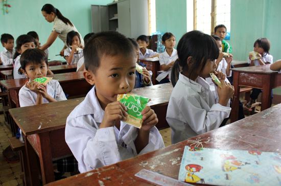 Hỗ trợ phẫu thuật cho 300 trẻ bị bệnh tim bẩm sinh