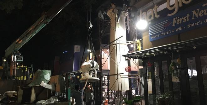 Ngọn hải đăng Trường Sa tại đường sách TP.HCM