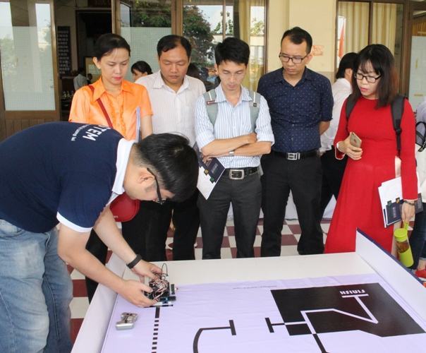 Phát động cuộc thi Robotacon lần 6 năm 2018 – “Toả Sáng Tài Năng”