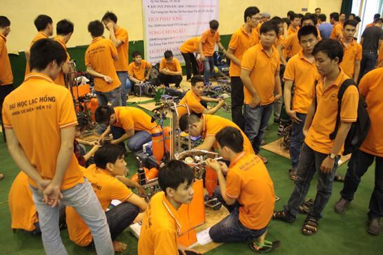 Robocon 2016: Đã chọn ra 8 đội chơi xuất sắc khu vực phía Nam vào vòng chung kết quốc gia