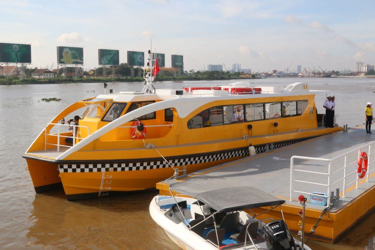 Triển khai tuyến buýt đường thủy số 2