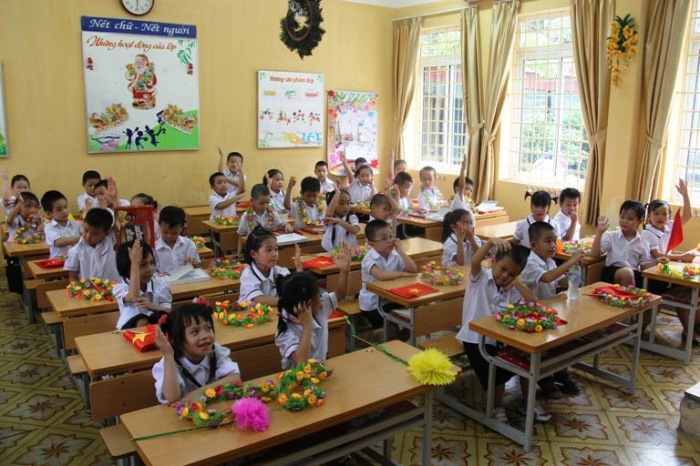 Xử lý nghiêm tình trạng “chạy trường”, “chạy lớp”