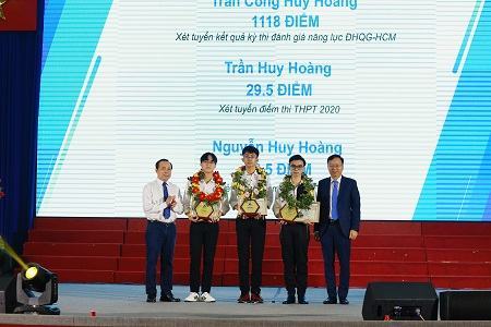 Trường ĐH Bách khoa khai giảng năm học 2020-2021