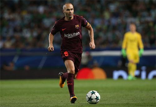 Iniesta chuẩn bị chia tay Barca, sang Trung Quốc thi đấu