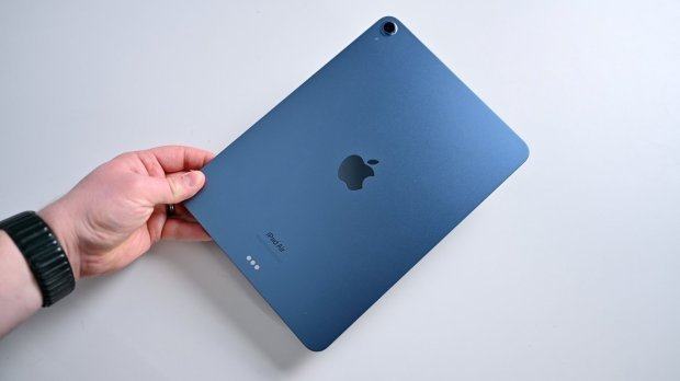 iPad Air 5 bị phàn nàn vì vỏ quá mỏng