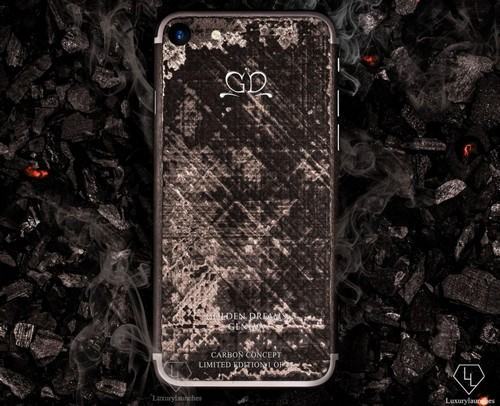 iphone-7-phien-ban-soi-carbon-gia-17000-usd