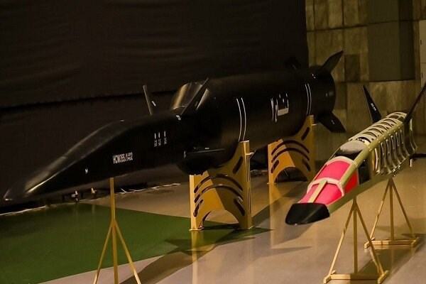 Iran trình làng tên lửa siêu thanh hiếm thấy