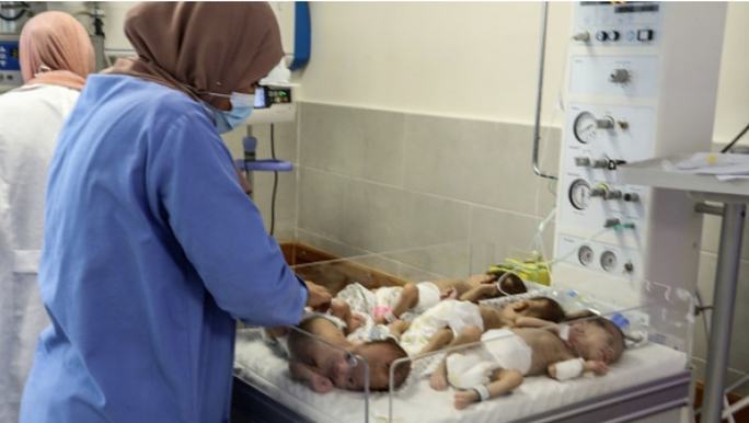 Israel công bố video đường hầm dưới bệnh viện lớn nhất Gaza - Ảnh 2. Israel công bố video đường hầm dưới bệnh viện lớn nhất Gaza - Ảnh 2.