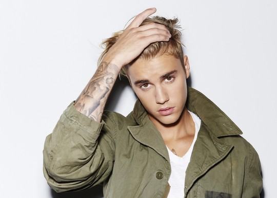 Justin Bieber trở lại