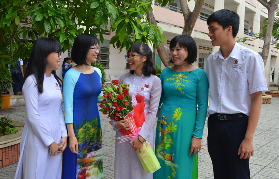 Thêm một học sinh lớp 12 được kết nạp Đảng