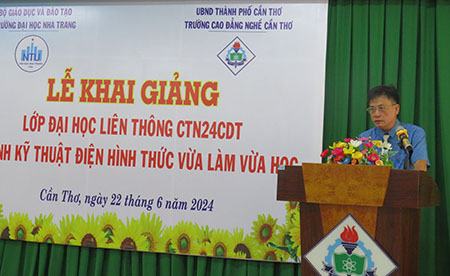 Trường Cao đẳng nghề Cần Thơ khai giảng lớp Đại học Kỹ thuật Điện hệ liên thông