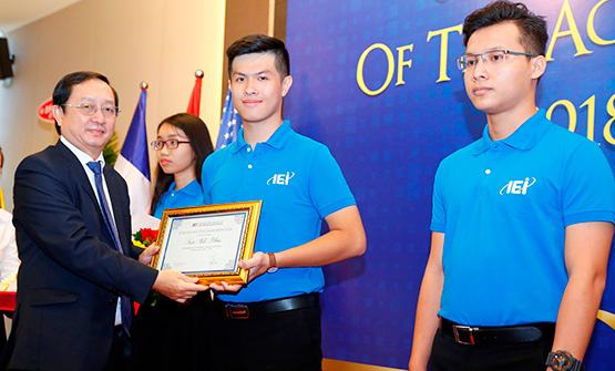 47 học sinh, sinh viên theo học chương trình quốc tế tại Việt Nam