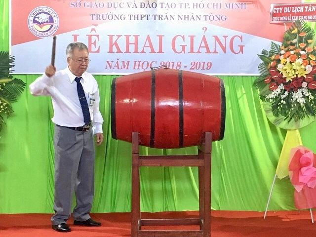 Rộn ràng ngày khai giảng tại trường THPT Trần Nhân Tông
