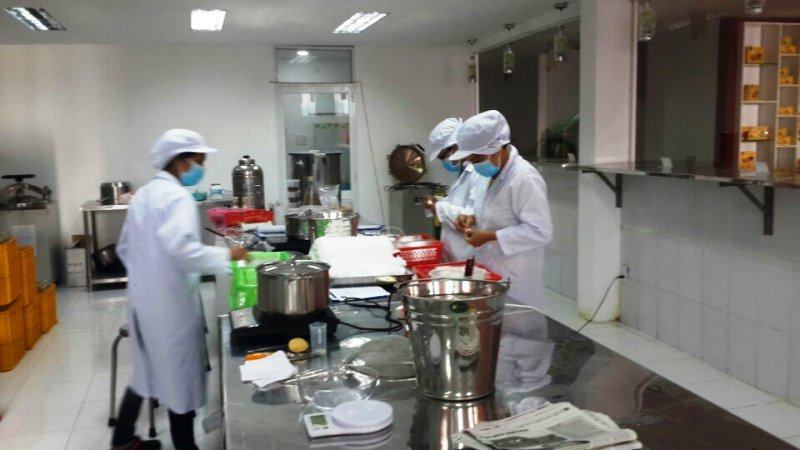 Khai giảng lớp thực hành sản xuất nuôi trồng đông trùng hạ thảo