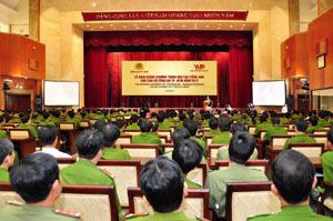 Khai giảng lớp tiếng Anh cho Công an TP.HCM