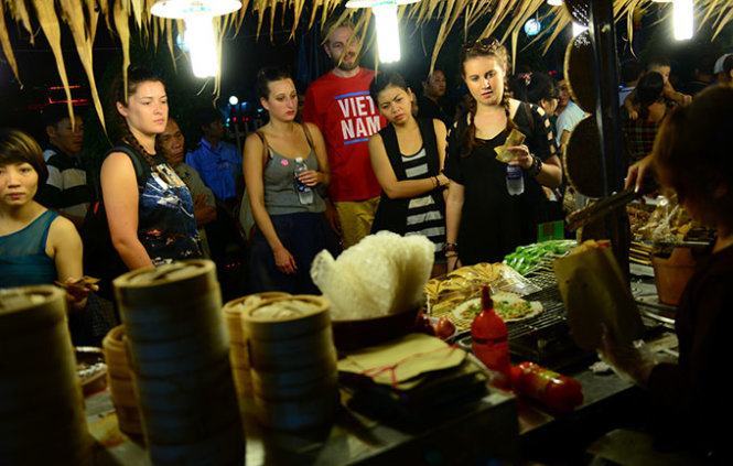 Khai mạc lễ hội “TP.HCM – phát triển và hội nhập năm 2015”