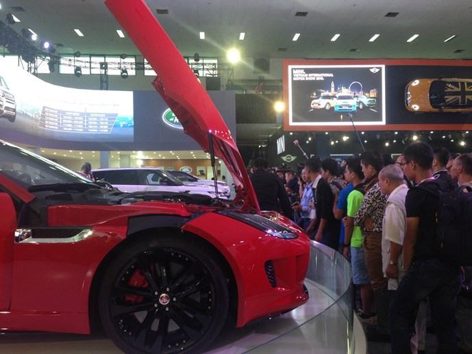 Khai mạc Vietnam International Motor Show: Cuộc chơi của dòng xe sang