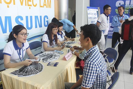 Khai mạc Ngày hội việc làm Khu công nghệ cao lần 2-2017