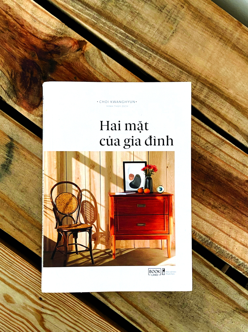 Khám phá gương mặt ẩn giấu của gia đình