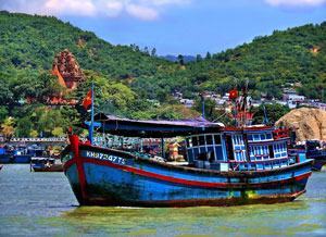 Khẩn trương phòng tránh bão số 4