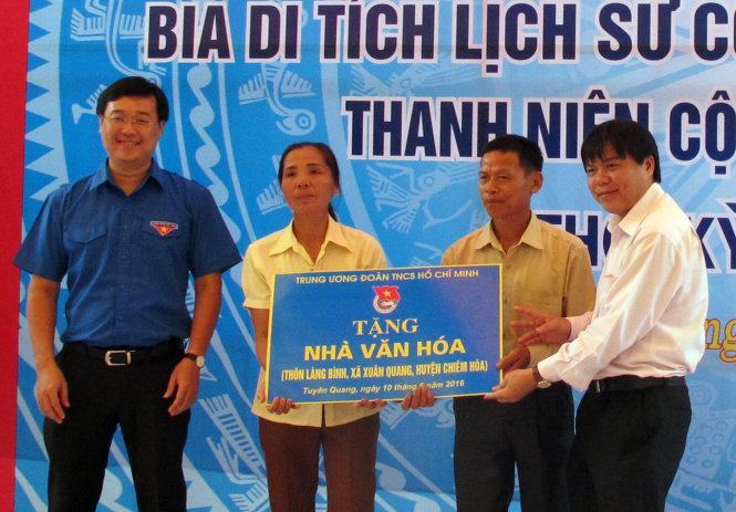 Khánh thành bia di tích lịch sử cơ quan T.Ư Đoàn