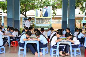 Khảo sát kết quả học tập môn toán, tiếng Việt lớp 5