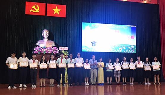Tuyên dương, khen thưởng trên 700 học sinh giỏi