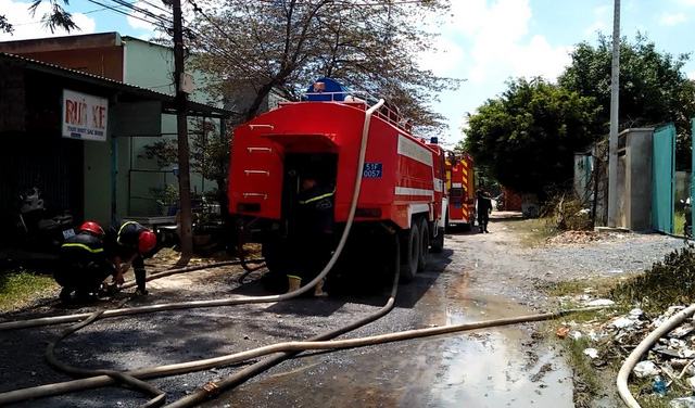 Sơ tán hơn 1.000 học sinh vì rò rỉ khí amoniac