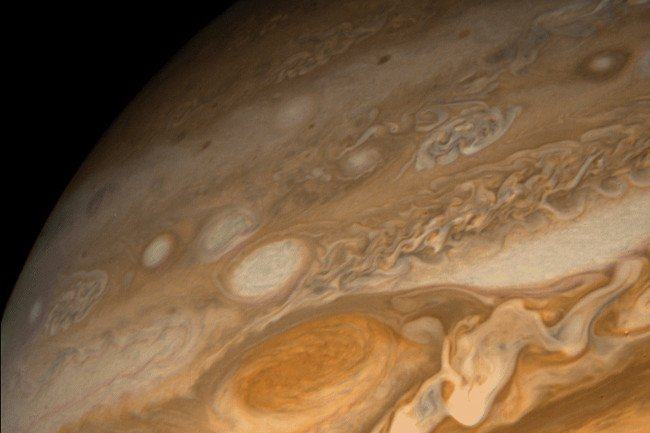 Ảnh chụp cận cảnh "Vết đỏ lớn - Great Red Spot" của sao Mộc bằng tàu vũ trụ Voyager