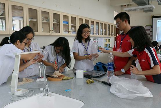 Học sinh Việt Nam – Đài Loan giao lưu nghiên cứu khoa học