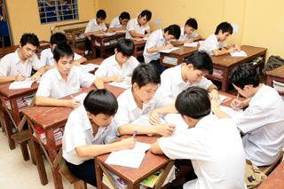 Khởi động ôn thi tốt nghiệp