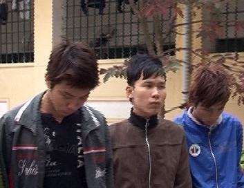 Khởi tố 3 sinh viên ĐH Công Nghiệp Hà Nội cướp giật