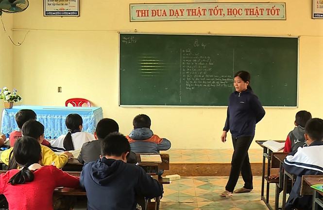 Khởi tố vụ án một học sinh bị bạn học và cô giáo tát nhập viện