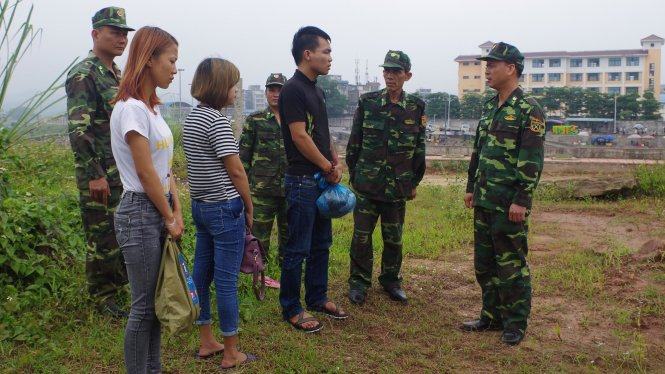 Khởi tố vụ án nhóm 9X bán phụ nữ sang Trung Quốc 