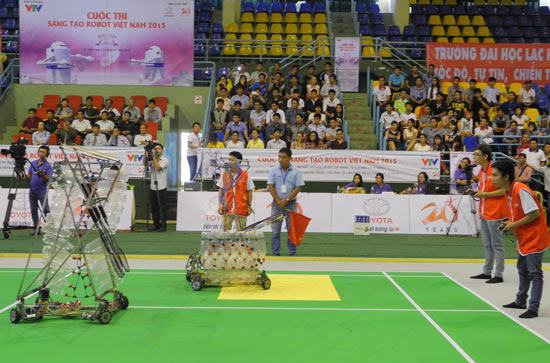 Khởi tranh vòng loại Robocon phía Nam