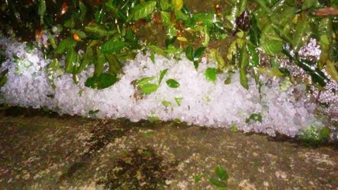 Không khí lạnh tăng cường, nhiều tỉnh miền Bắc có mưa đá