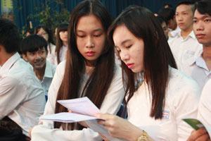 Không nên thi quá nhiều môn