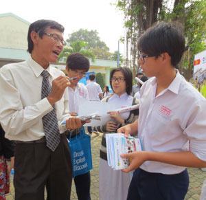 Không phải học ĐH là thành danh