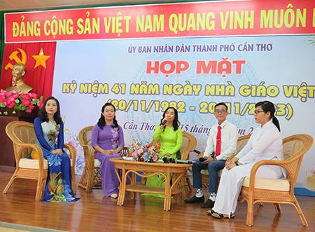 Cần Thơ: Họp mặt  kỷ niệm Ngày Nhà giáo Việt Nam