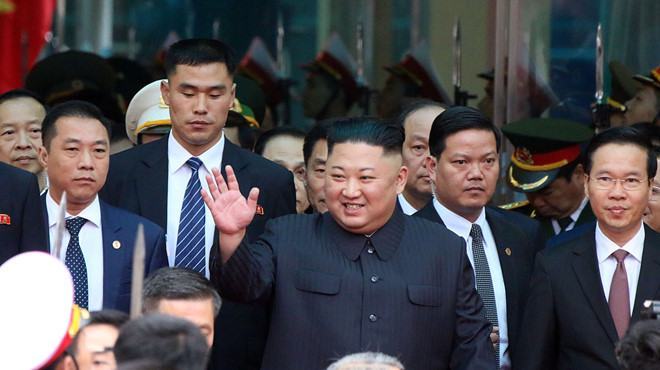 Chủ tịch Triều Tiên Kim Jong-un đến Việt Nam