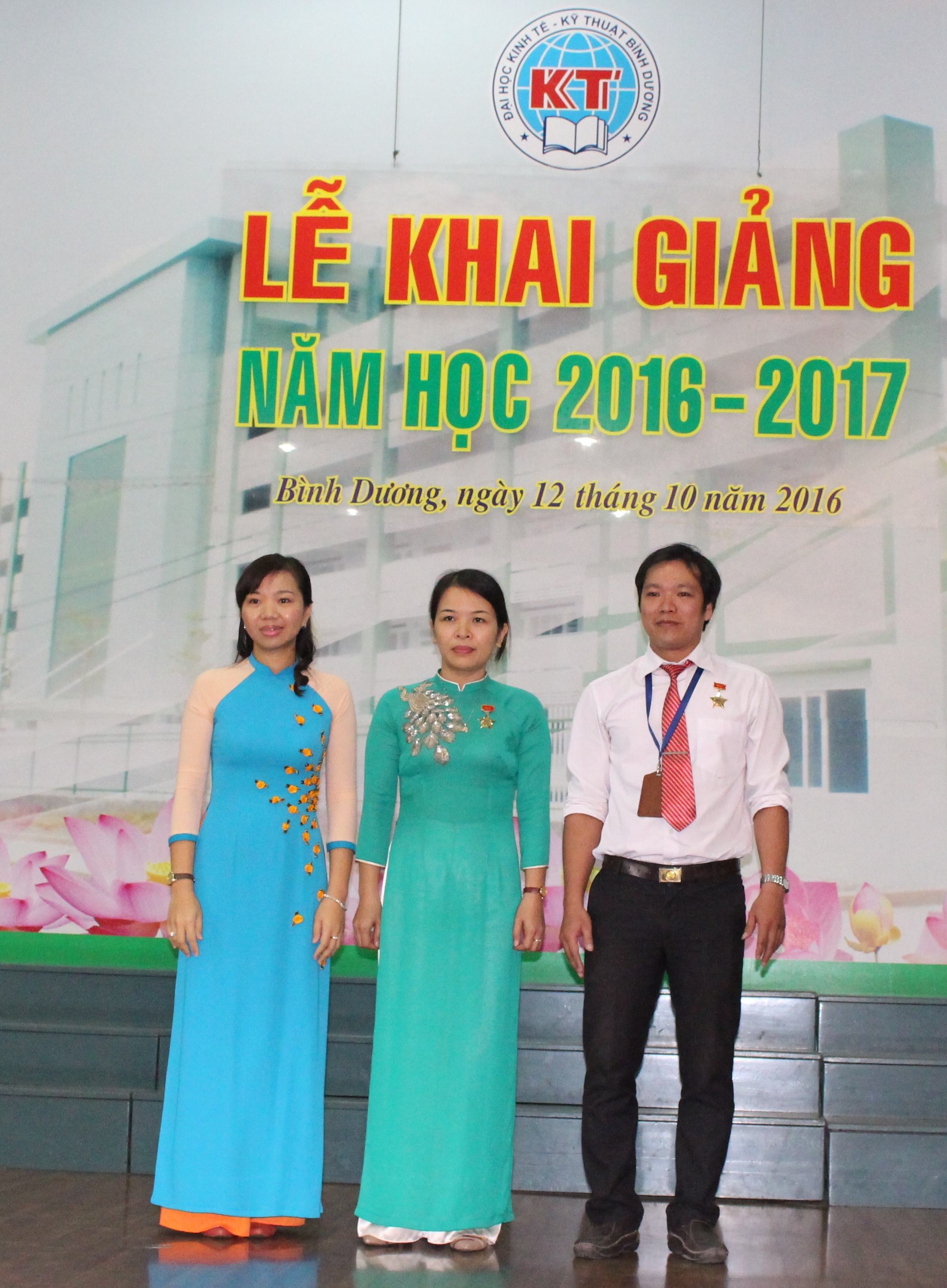 ĐH Kinh tế – Kỹ thuật Bình Dương khai giảng năm học 2016-2017