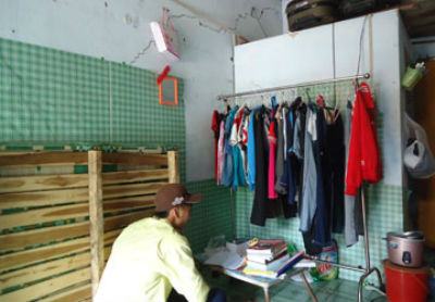 KTX thừa chỗ, SV ở trọ giá cao