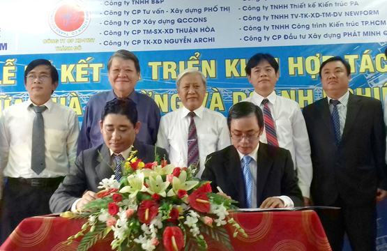 Trường CĐ nghề Kinh tế công nghệ TP.HCM: Hợp tác đào tạo với hơn 10 doanh nghiệp