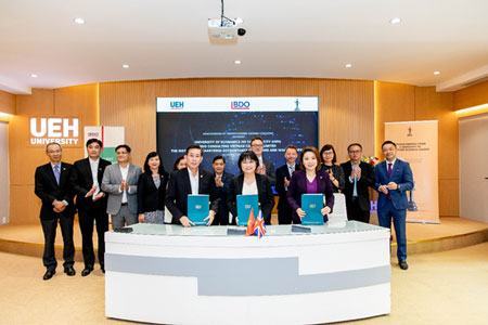 Hợp tác giữa ICAEW-BDO-UEH trao cơ hội thực tập tại Malaysia cho sinh viên