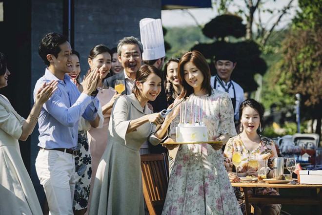 Parasite là nột trong những phim nghệ thuật hiếm hoi của Hàn Quốc đạt được thành công thương mại ấn tượng tại phòng vé Việt Nam /// ẢNH: CJ ENTERTAINMENT