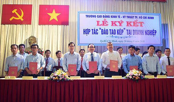 Trường CĐ Kinh tế – Kỹ thuật TP.HCM hợp tác đào tạo kép với doanh nghiệp