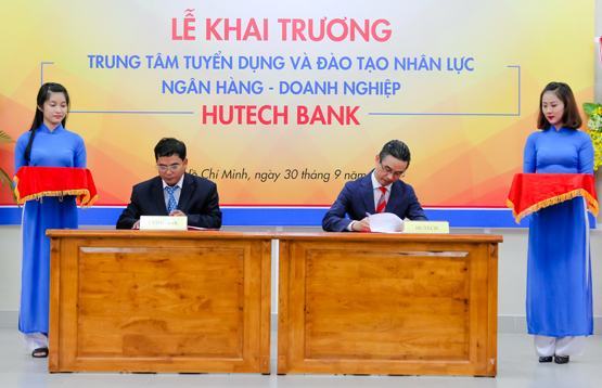 Ra mắt trung tâm đào tạo nhân lực ngân hàng – doanh nghiệp