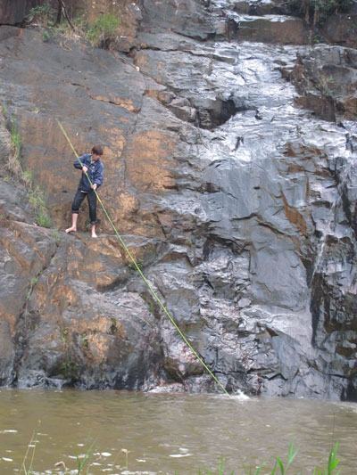 Lâm Đồng: Chơi thác Tử Thần, 2 sinh viên tử nạn