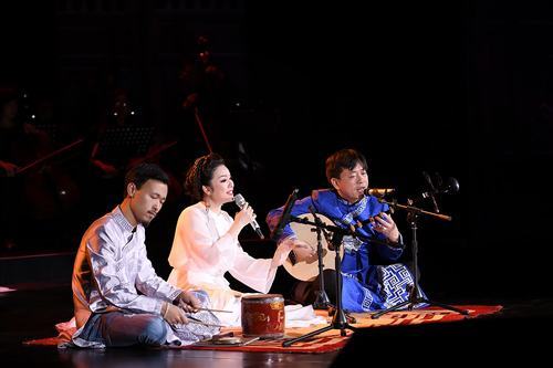 Làm mới hát xẩm với dàn nhạc giao hưởng