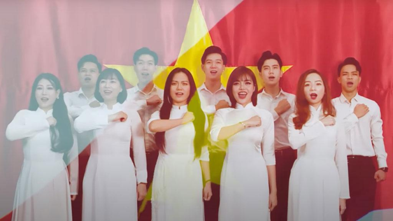 Làm mới Quốc ca